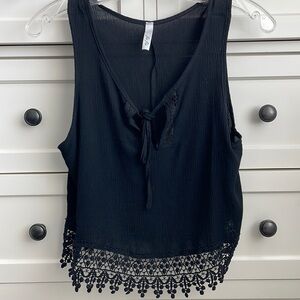 Fio Fio Women’s Black Fringed Bottom Cropped Tank Top with Cut Out - Size Medium